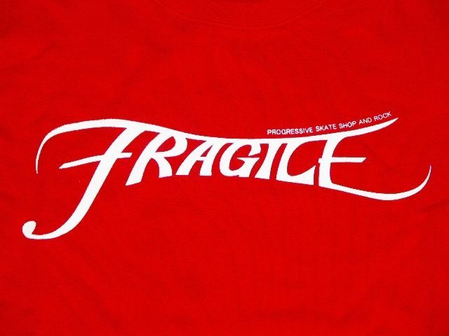 画像: FRAGILESKATE -LOGO- トレーナー color:[red] size:[L](通常サイズのMぐらいです)