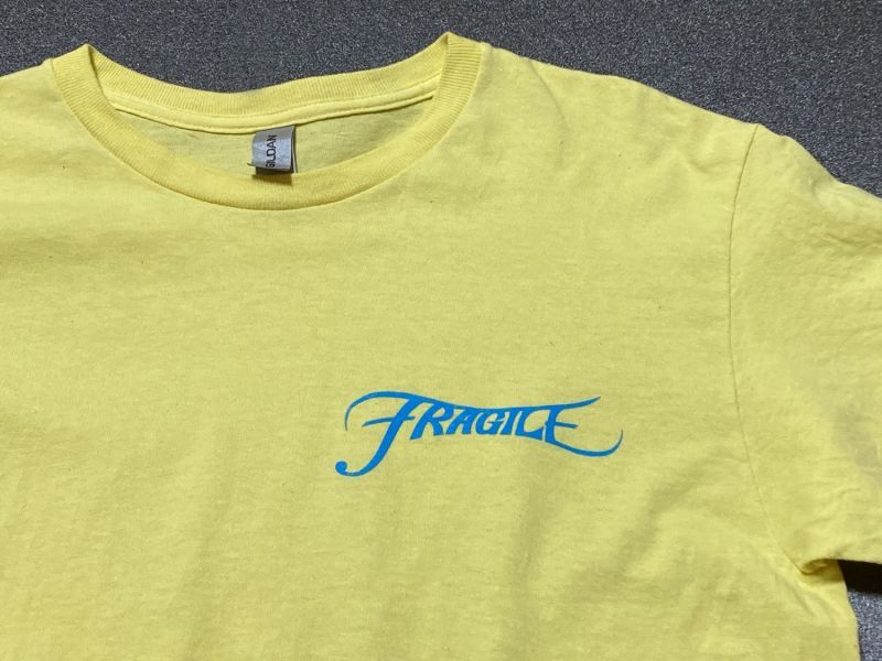 画像: FRAGILE オリジナルロゴ S/S tee color:[コーンシルク] size:[M]※サイズ感は日本国内メーカーの商品よりもやや大きめです